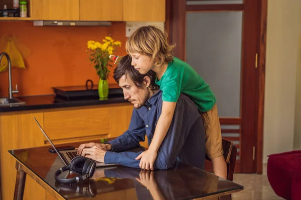 Trying to work from home can be hard. Parents at remote work.